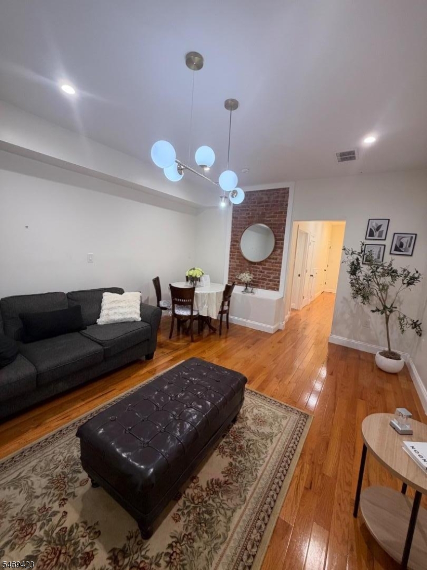 187 Littleton Avenue Newark NJ 07103