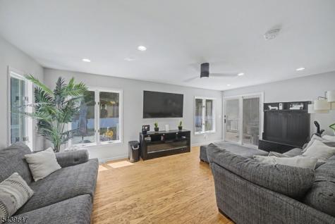 5 Forest Drive Roxbury NJ 07876