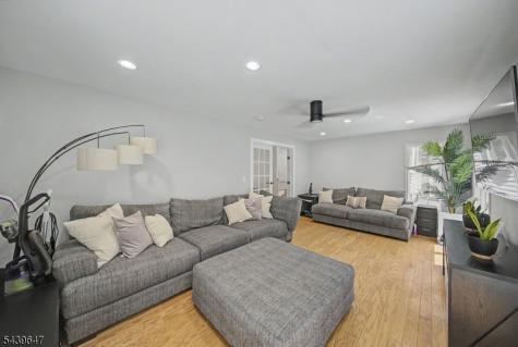 5 Forest Drive Roxbury NJ 07876
