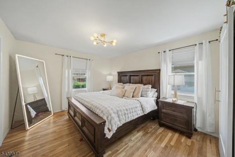 5 Forest Drive Roxbury NJ 07876