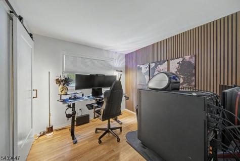 5 Forest Drive Roxbury NJ 07876