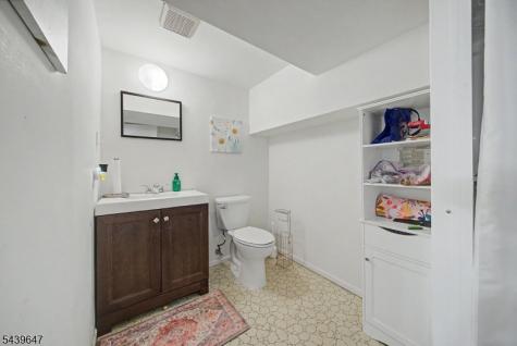 5 Forest Drive Roxbury NJ 07876