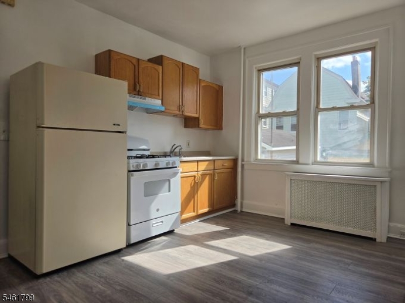 10 Lois Place Bloomfield NJ 07003