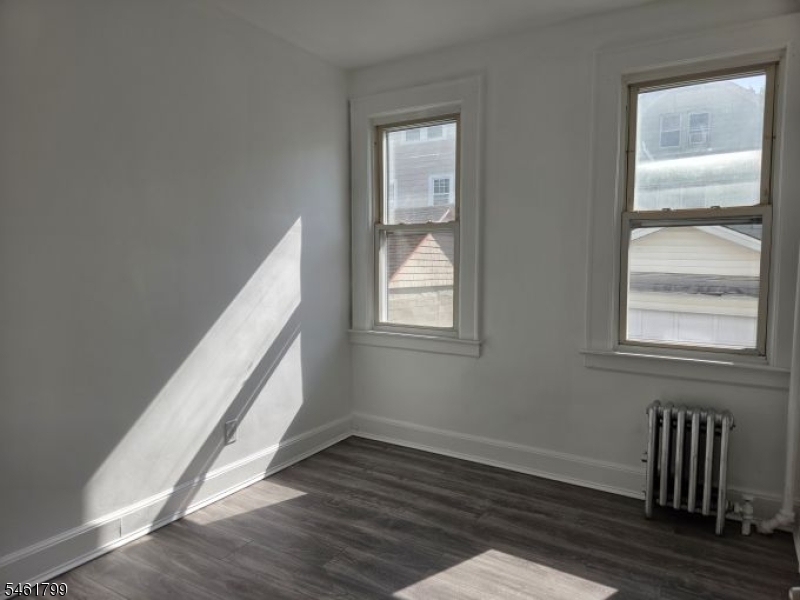10 Lois Place Bloomfield NJ 07003