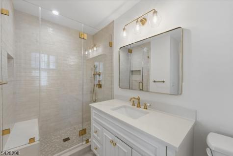 18 Tennyson Drive Millburn NJ 07078