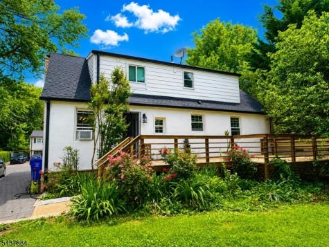7 Morningside Road Woodbridge NJ 07067