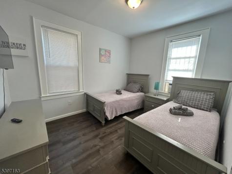 142 Mapes Ave Floor 1 Newark NJ 07112
