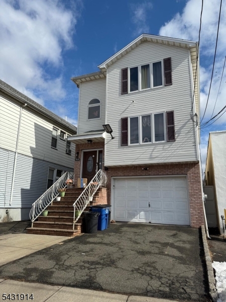 443 3RD Avenue Elizabeth NJ 07206