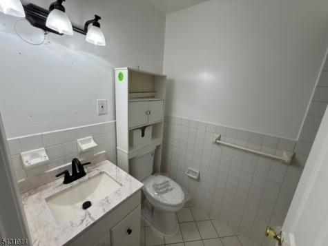 443 3RD Avenue Elizabeth NJ 07206