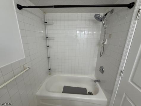 443 3RD Avenue Elizabeth NJ 07206