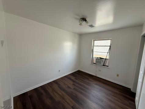443 3RD Avenue Elizabeth NJ 07206