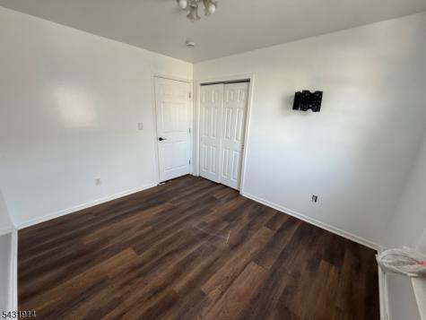 443 3RD Avenue Elizabeth NJ 07206