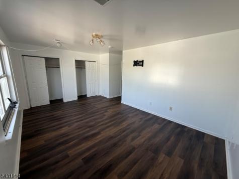 443 3RD Avenue Elizabeth NJ 07206