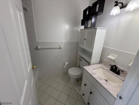 443 3RD Avenue Elizabeth NJ 07206