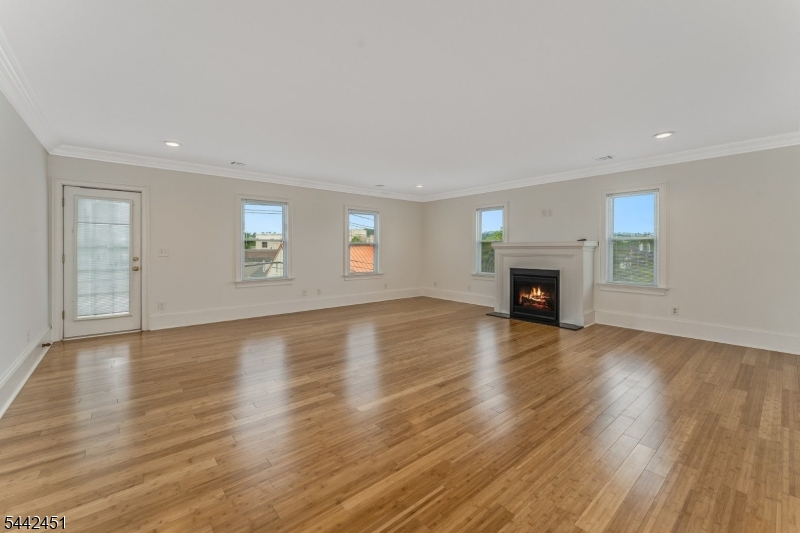 16 Main Street Flemington NJ 08822