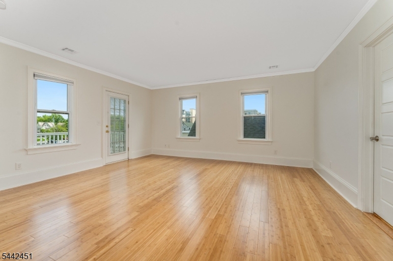 16 Main Street Flemington NJ 08822
