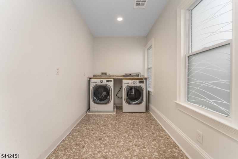 16 Main Street Flemington NJ 08822