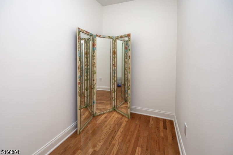 225 Holcombe Way Lambertville NJ 08530