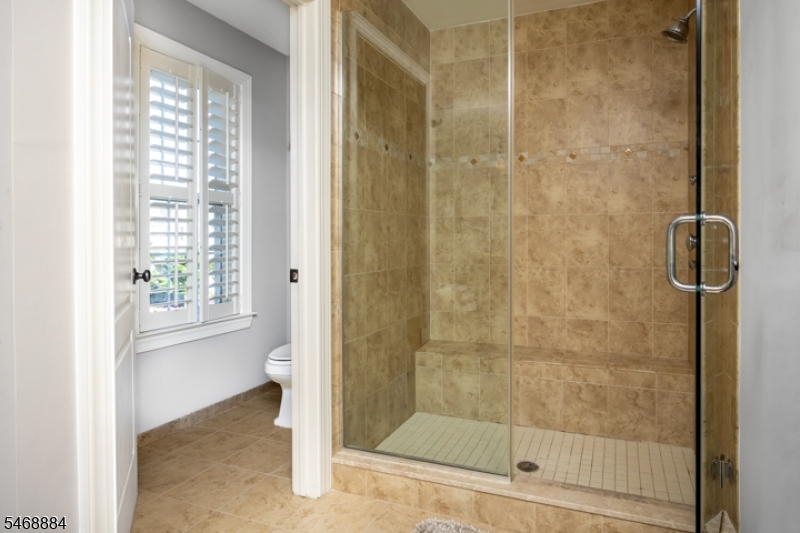 225 Holcombe Way Lambertville NJ 08530