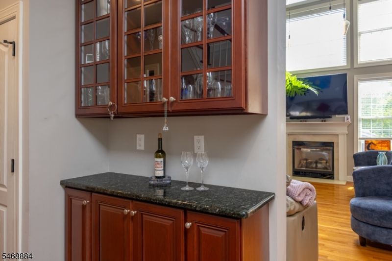 225 Holcombe Way Lambertville NJ 08530