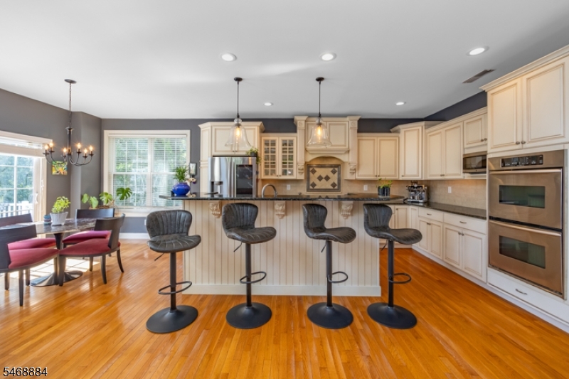 225 Holcombe Way Lambertville NJ 08530