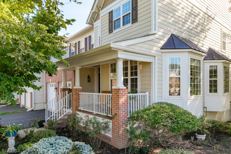 225 Holcombe Way Lambertville NJ 08530