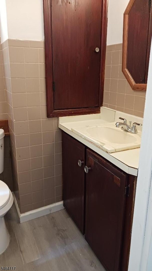 410 3RD Avenue Elizabeth NJ 07206