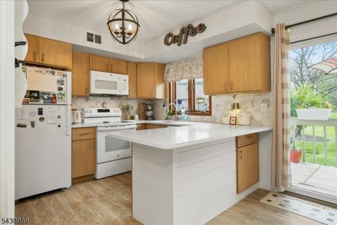 204 Dakota Drive Andover NJ 07848