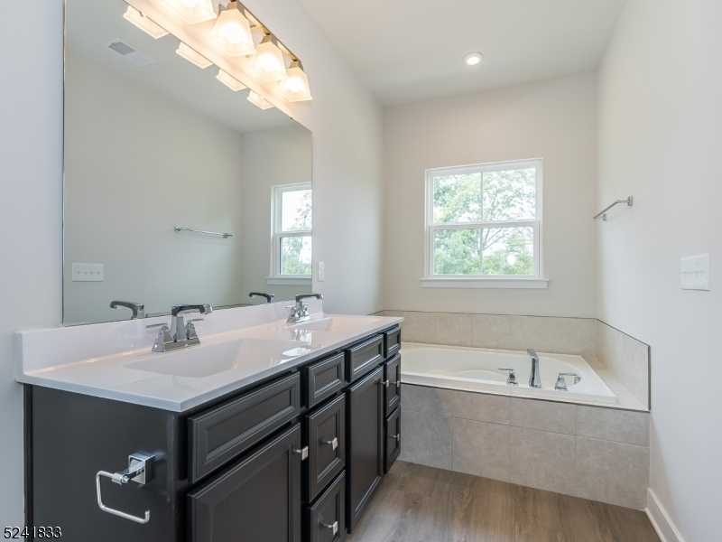 21 Peckwell Street Mount Olive NJ 07828