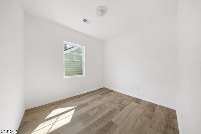 20 N Straight Street Paterson NJ 07522