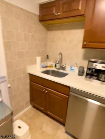24 Hutton Avenue West Orange NJ 07052