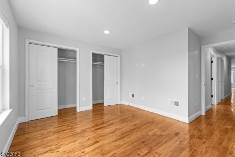 19 Shaw Avenue Newark NJ 07112