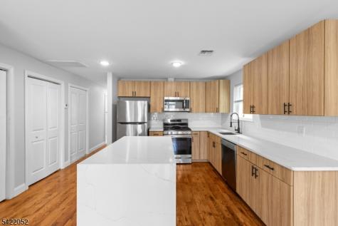 19 Shaw Avenue Newark NJ 07112