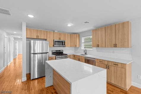 19 Shaw Avenue Newark NJ 07112
