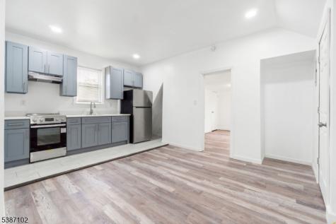 156 Shepard Avenue East Orange NJ 07018