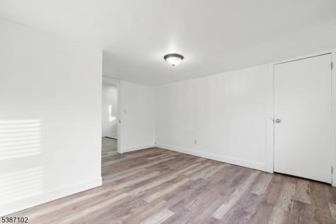 156 Shepard Avenue East Orange NJ 07018