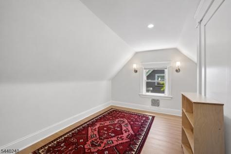 10 Mountain Place Montclair NJ 07043