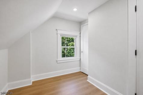 10 Mountain Place Montclair NJ 07043