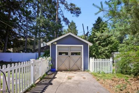 10 Mountain Place Montclair NJ 07043