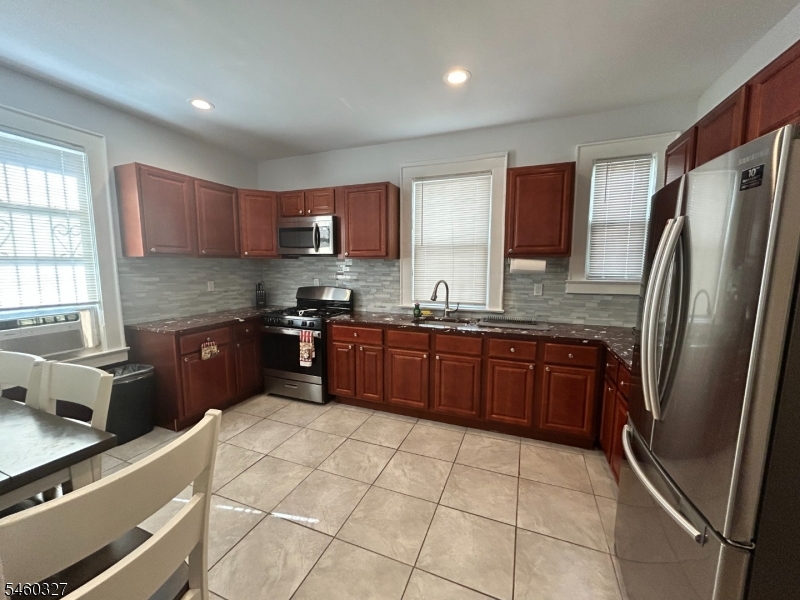 142 Mapes Avenue Newark NJ 07112