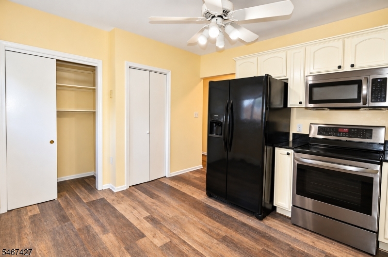 11 Mountain Boulevard Warren NJ 07059