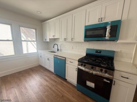 16 Lexington Ave 2l Montclair NJ 07042