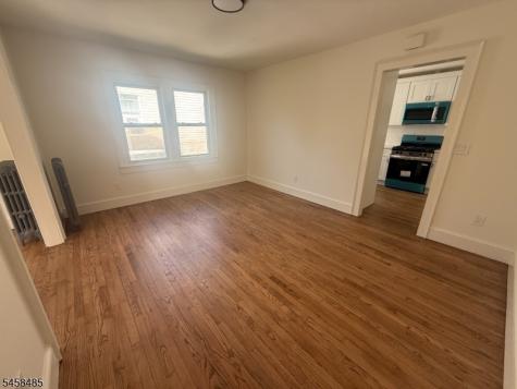 16 Lexington Ave 2l Montclair NJ 07042
