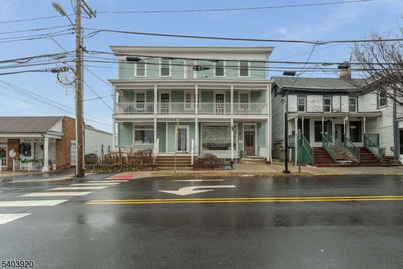 16 Main Street Penthouse Flemington NJ 08822