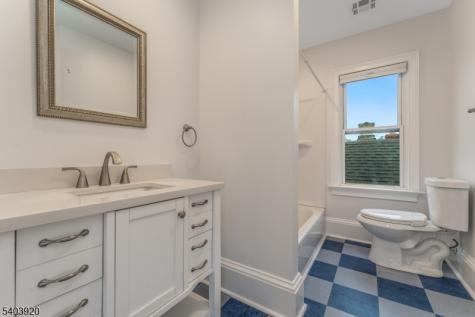 16 Main Street Penthouse Flemington NJ 08822