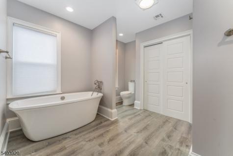 16 Main Street Penthouse Flemington NJ 08822