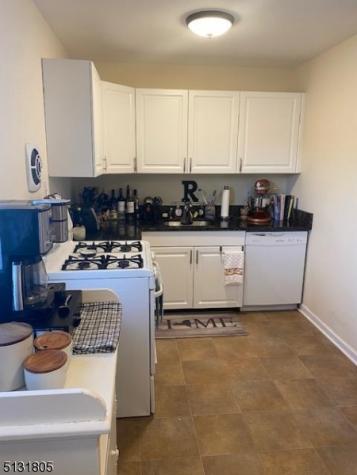 105 Pitney Place Morris NJ 07960