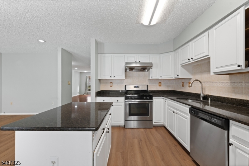 5 Hudson Court Franklin NJ 08823