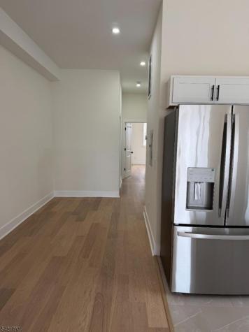 12 Nelson Place Irvington NJ 07111
