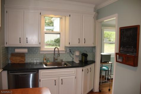 36 Old Lakeside Road West Milford NJ 07421